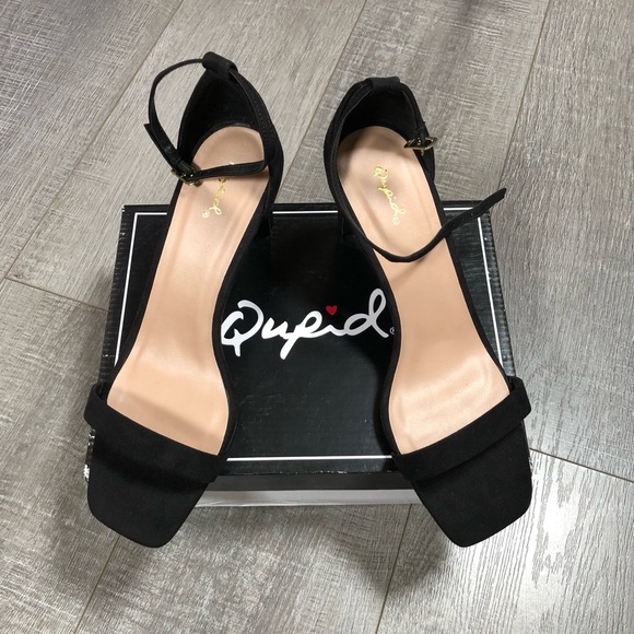 Qupid Women’s Heels Size 10 Color Black - Picture 2 of 8